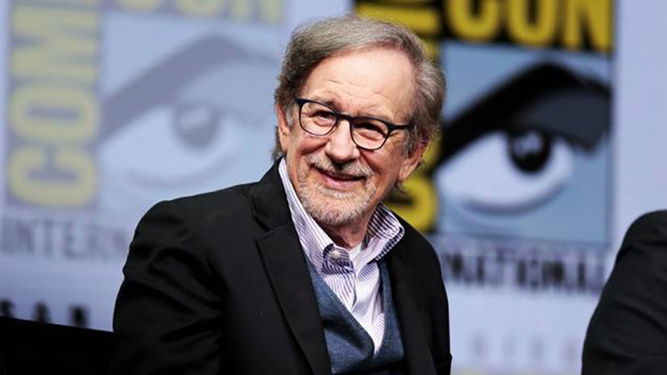 苹果公司携手导演史蒂文·斯皮尔伯格，开始进行原创剧集探索了